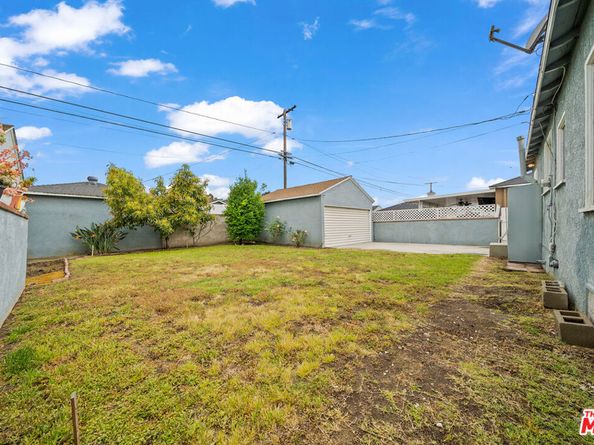 2922 Eckleson Street, Lakewood CA 90712