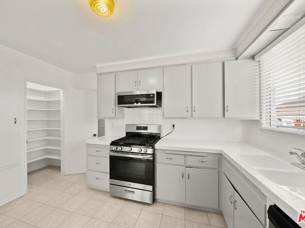 2922 Eckleson Street, Lakewood CA 90712