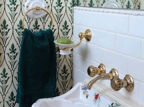 320 Hilgard Avenue, Los Angeles CA 90024