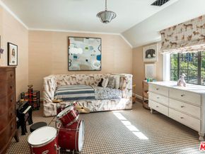 320 Hilgard Avenue, Los Angeles CA 90024