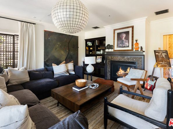 320 Hilgard Avenue, Los Angeles CA 90024