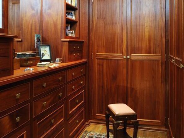 320 Hilgard Avenue, Los Angeles CA 90024