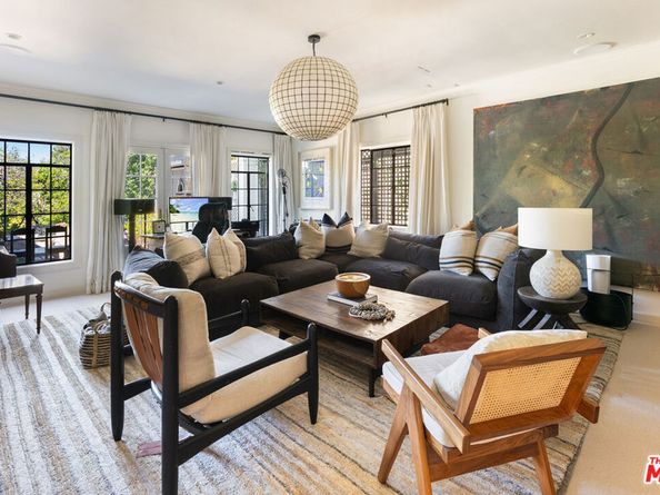 320 Hilgard Avenue, Los Angeles CA 90024