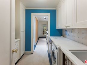 320 Hilgard Avenue, Los Angeles CA 90024