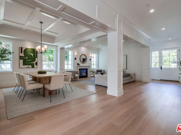 427 N Bundy Drive, Los Angeles CA 90049