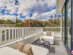 427 N Bundy Drive, Los Angeles CA 90049