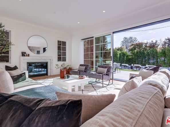 427 N Bundy Drive, Los Angeles CA 90049