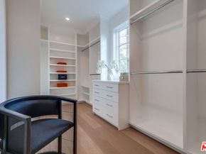 427 N Bundy Drive, Los Angeles CA 90049