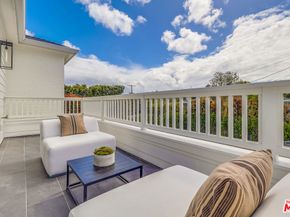 427 N Bundy Drive, Los Angeles CA 90049