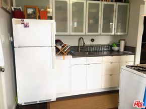 834 Laguna Avenue, Los Angeles CA 90026