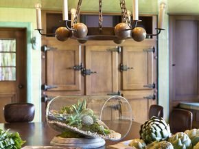 2400 Inverness Avenue, Los Angeles CA 90027