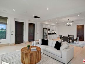 20101 1/2 Cypress Street, Newport Beach CA 92660