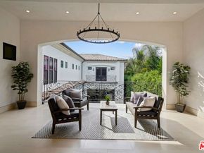 20101 1/2 Cypress Street, Newport Beach CA 92660