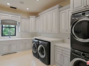 20101 1/2 Cypress Street, Newport Beach CA 92660