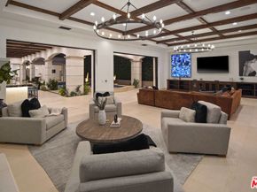 20101 1/2 Cypress Street, Newport Beach CA 92660