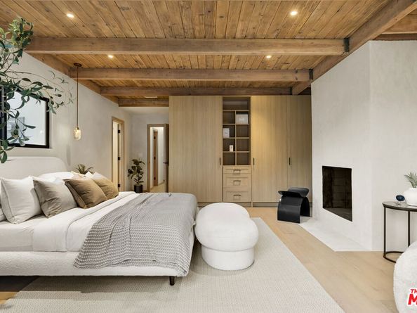 3841 S Redondo Boulevard, Los Angeles CA 90008