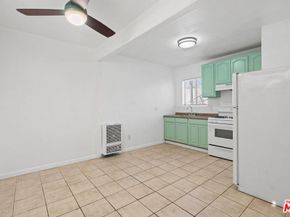 405 E Esther Street, Long Beach CA 90813