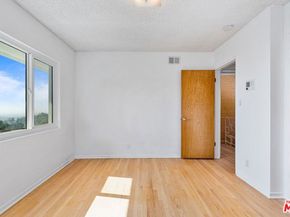 4799 Bonvue Avenue, Los Angeles CA 90027