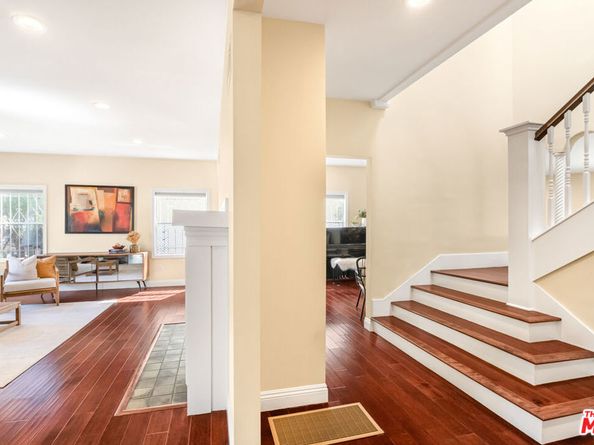 907 Westchester Place, Los Angeles CA 90019