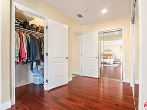 907 Westchester Place, Los Angeles CA 90019