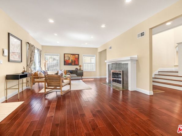 907 Westchester Place, Los Angeles CA 90019