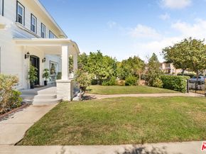 907 Westchester Place, Los Angeles CA 90019