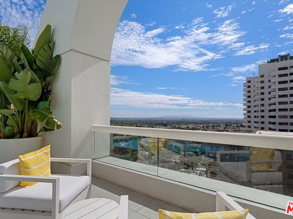 10520 Wilshire Boulevard 1102, Los Angeles CA 90024