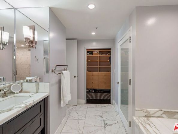 10520 Wilshire Boulevard 1102, Los Angeles CA 90024