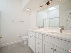 2950 S Bentley Avenue 3, Los Angeles CA 90064