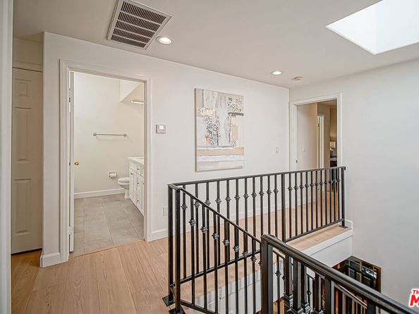 2950 S Bentley Avenue 3, Los Angeles CA 90064