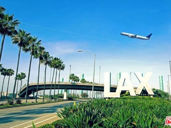 1031 W Century Boulevard, Los Angeles CA 90044
