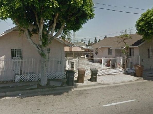 1031 W Century Boulevard, Los Angeles CA 90044