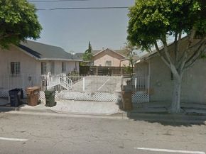 1031 W Century Boulevard, Los Angeles CA 90044