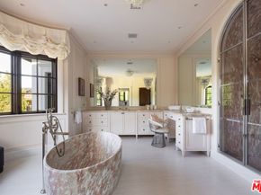 12745 Hanover Street, Los Angeles CA 90049