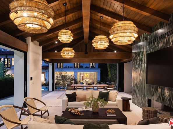 12745 Hanover Street, Los Angeles CA 90049