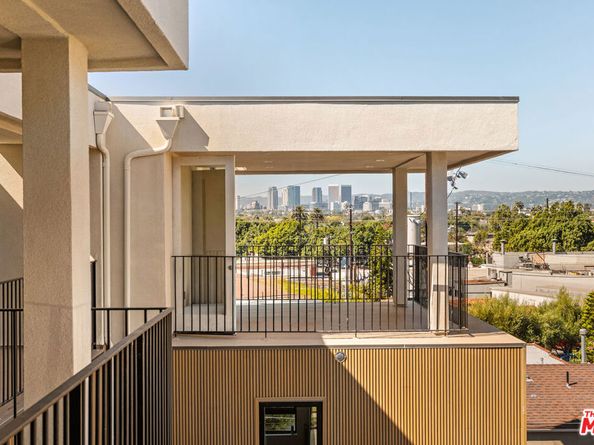 1747 S Marvin Avenue, Los Angeles CA 90019