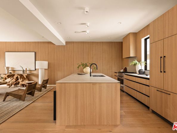 1747 S Marvin Avenue, Los Angeles CA 90019