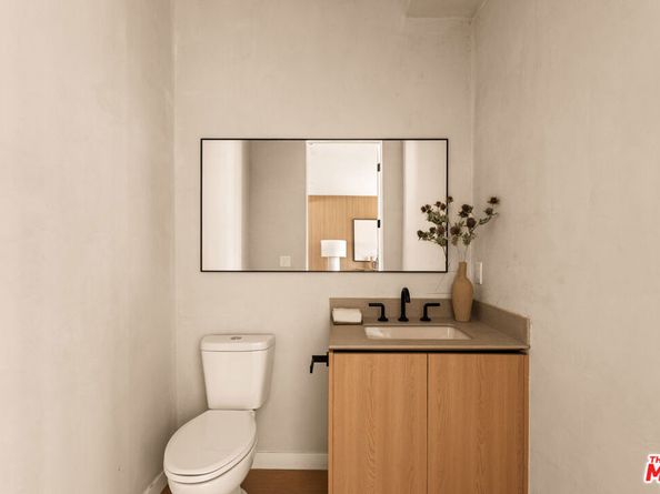 1747 S Marvin Avenue, Los Angeles CA 90019