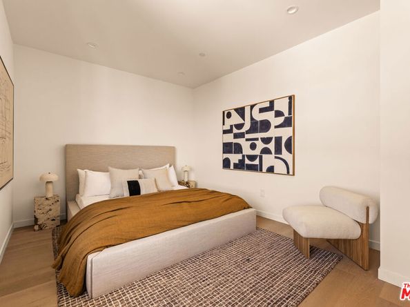 1747 S Marvin Avenue, Los Angeles CA 90019