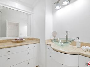 2461 Jupiter Drive, Los Angeles CA 90046