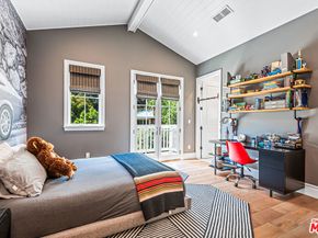 1254 N Norman Place, Los Angeles CA 90049