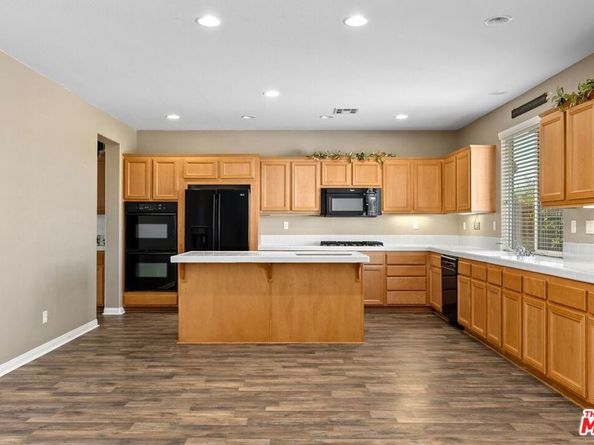 1061 Boulder Place, Oceanside CA 92057