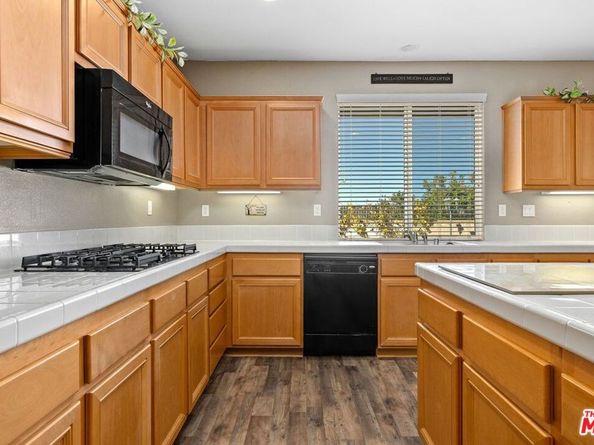 1061 Boulder Place, Oceanside CA 92057