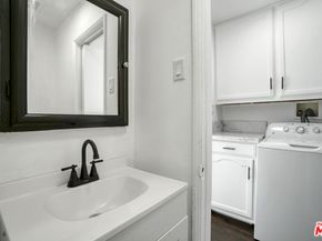 6242 Acacia Street, Los Angeles CA 90056