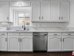 6242 Acacia Street, Los Angeles CA 90056