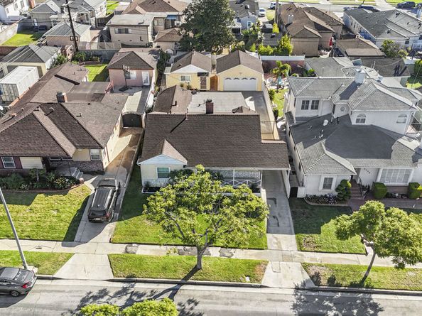 6242 Acacia Street, Los Angeles CA 90056