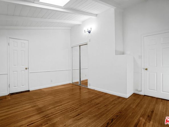 6242 Acacia Street, Los Angeles CA 90056