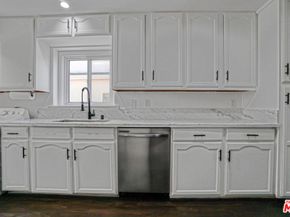 6242 Acacia Street, Los Angeles CA 90056