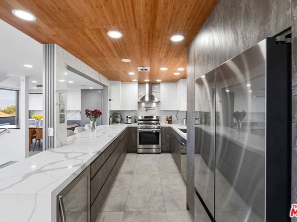 3539 Alana Drive, Sherman Oaks CA 91403