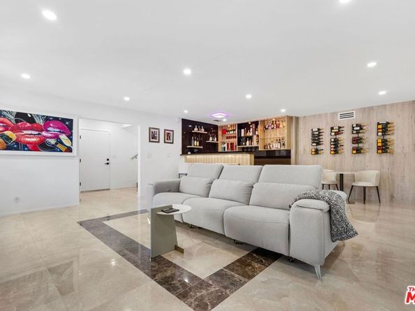 3539 Alana Drive, Sherman Oaks CA 91403